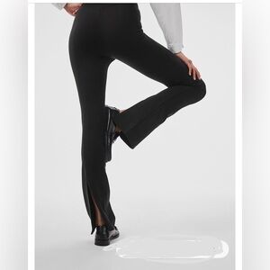 Alo Airbrush Kick-back Leggings